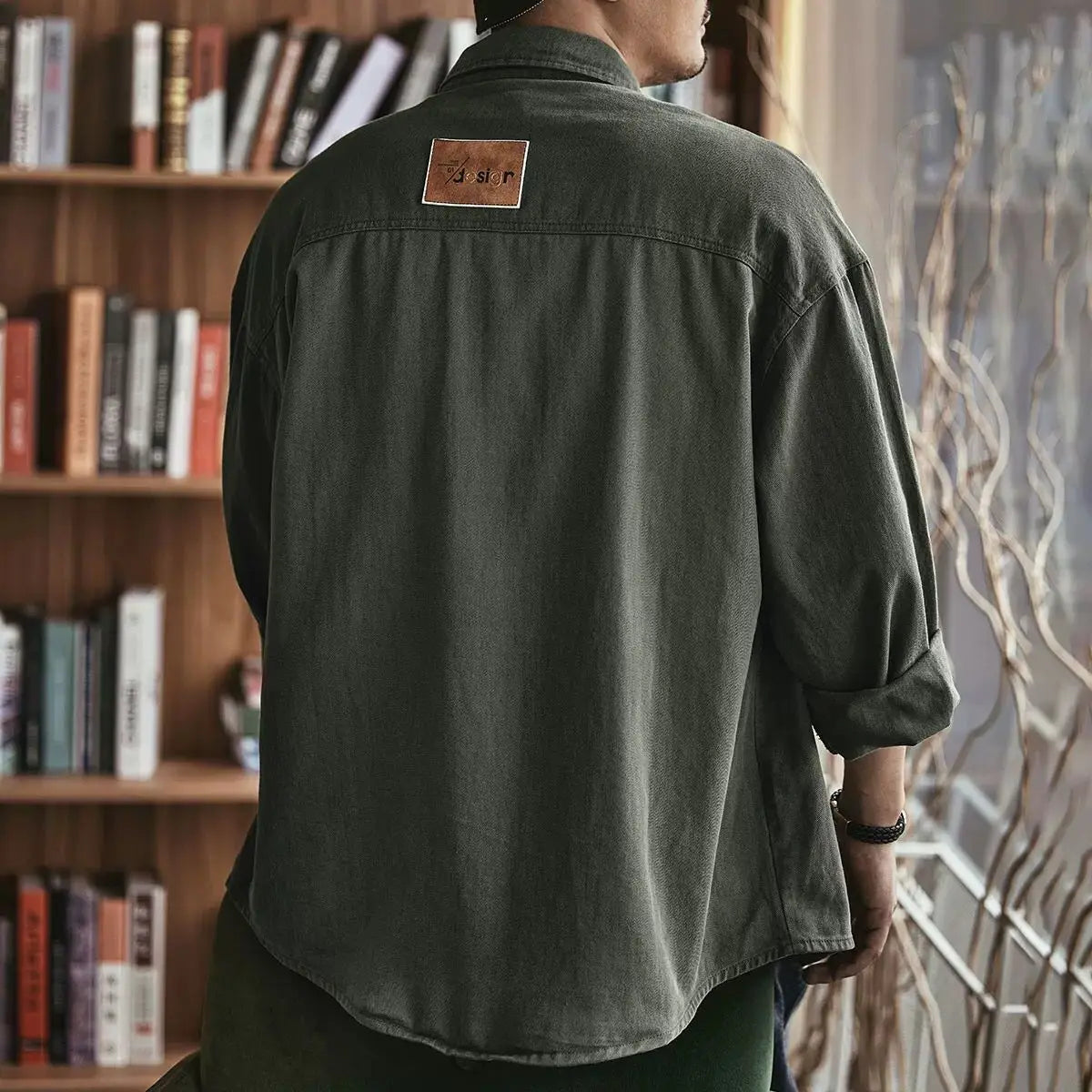 Loose Casual Fit Falcon Shirt