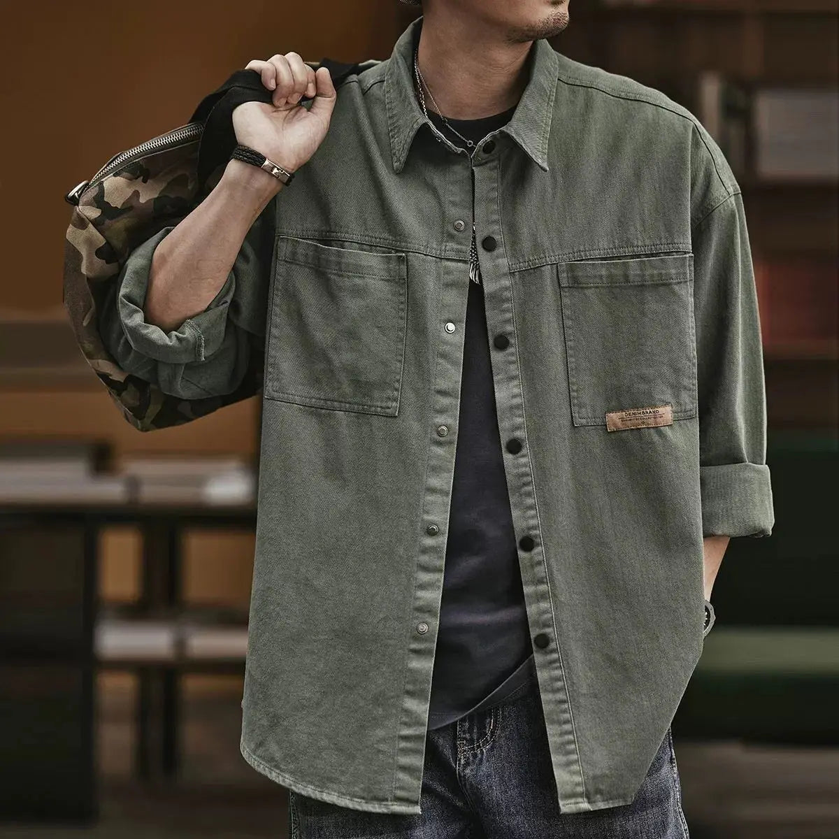 Loose Casual Fit Falcon Shirt