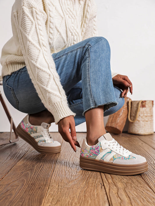 Nancy Sneakers
