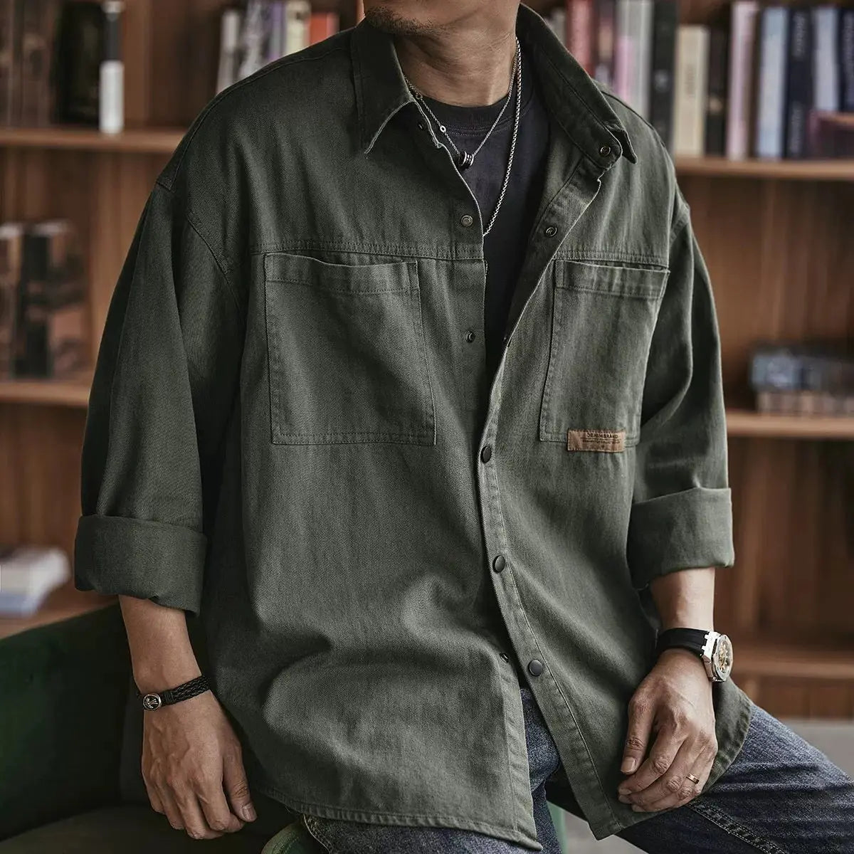 Loose Casual Fit Falcon Shirt